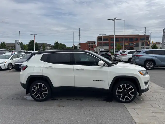 2018 Jeep Compass Limited  - Leather Seats -  Remote Start in Cars & Trucks in Ottawa - Image 6
