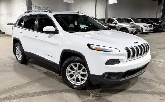 2017 JEEP Cherokee LATITUDE 4X4/CRUISE/NAVI/CAMERA/BLTH/AC/MAGS/ in Cars & Trucks in City of Montréal - Image 2