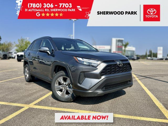 2022 Toyota RAV4 XLE AWD | Heated Front Seats in Cars & Trucks in Edmonton