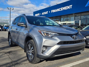 2016 Toyota RAV 4 XLE AWD * TOIT OUVRANT * CAMERA DE RECUL * MAGS * CLEAN!!