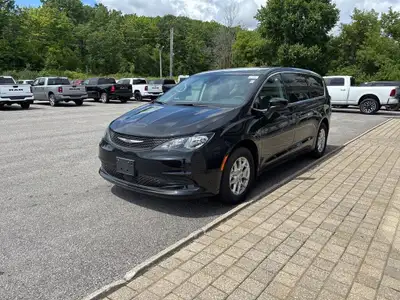 See Dealer Website for Details. Engine: 3.6 Other Equipment Heat, Rear Air & Air Conditioning, Alloy...