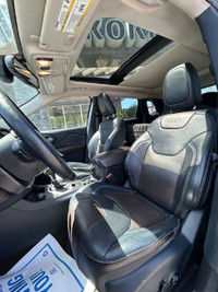 This JEEP CHEROKEE LIMITED, with a V6 Cylinder Engine engine, features a TRANSMISSION: 9-SPEED AUTOM... (image 7)