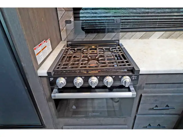 2023 K-Z Sportsmen Fifth Wheel 231RK fifth wheel Sportsmen de 25 in Travel Trailers & Campers in Laval / North Shore - Image 7