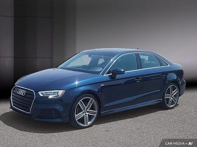 2018 Audi A3 SEDAN Progressiv \ mags \ toit ouvrant \ in Cars & Trucks in Laval / North Shore