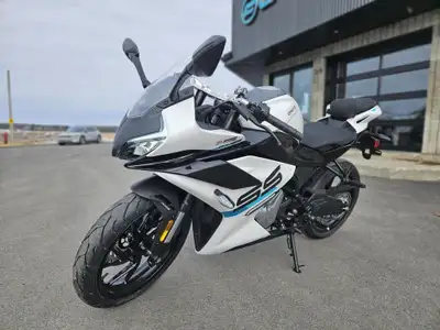 CF MOTO 300SS 2024 Garantie 5 ans! Bas Taux de financement - 292.4 cm3 - Embrayage à glissement (sli...
