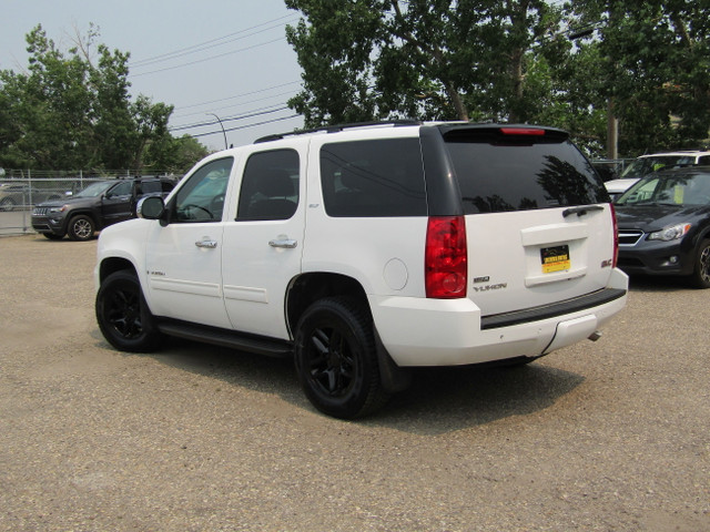 2009 GMC Yukon SLT-8 PASS-LEATHER *FINANCING AVAILABLE* in Cars & Trucks in Calgary - Image 4