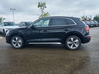 This Audi Q5 has a dependable Intercooled Turbo Gas/Electric I-4 2.0 L/121 engine powering this Auto... (image 1)