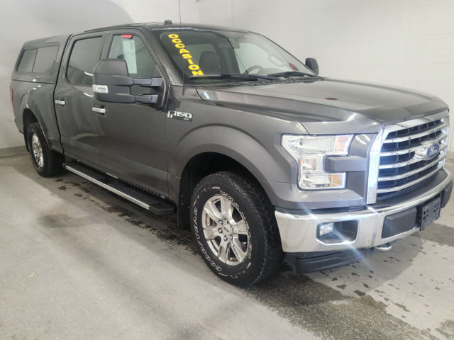 2017 Ford F-150 XLT XTR Crew 5.0 Bas Kilométrage XLT XTR Crew 5. in Cars & Trucks in Laval / North Shore