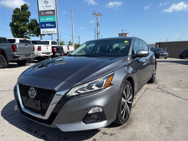 2020 Nissan Altima 2.5 Platinum Platinum! Winter Tires in Cars & Trucks in Markham / York Region - Image 3