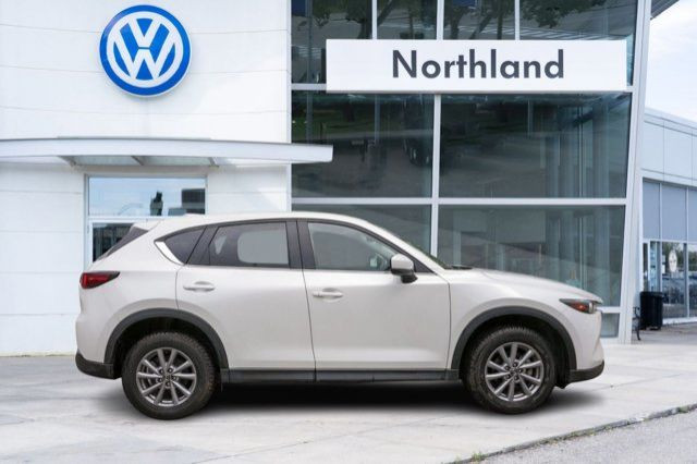 2023 Mazda CX-5 GS in Cars & Trucks in Calgary - Image 2