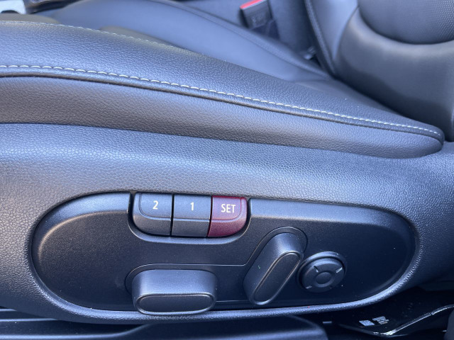2019 MINI Clubman in Cars & Trucks in Calgary - Image 4