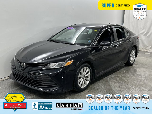 2018 Toyota Camry LE in Cars & Trucks in Dartmouth