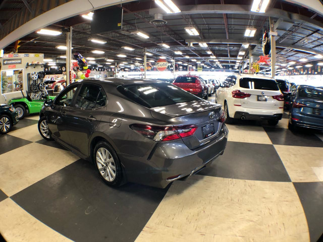 2021 Toyota Camry SE AUTO LEATHER A/CARPLAY B/SPOT P/START CAMER in Cars & Trucks in City of Toronto - Image 4