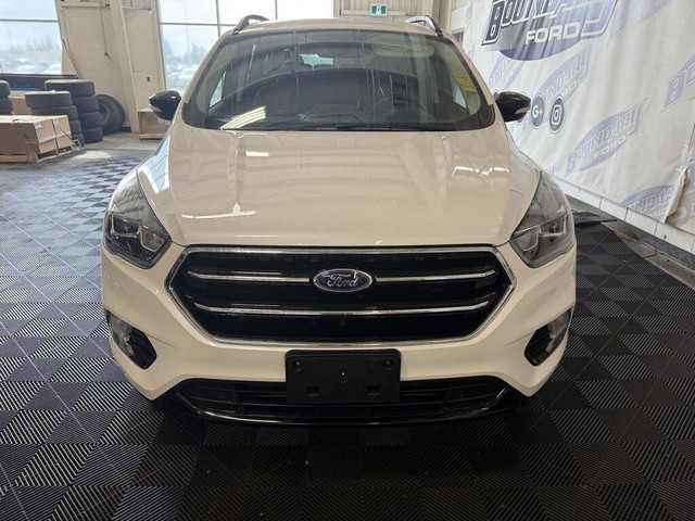 2019 Ford Escape TITANIUM SPORT PKG 4WD | PANO ROOF | REMOTE STA in Cars & Trucks in Lloydminster - Image 4