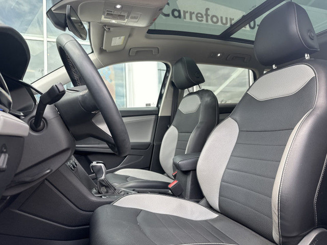 2023 VOLKSWAGEN TAOS HIGHLINE 4MOTION CUIR TOIT PANO CARPLAY CAM in Cars & Trucks in Laval / North Shore - Image 4