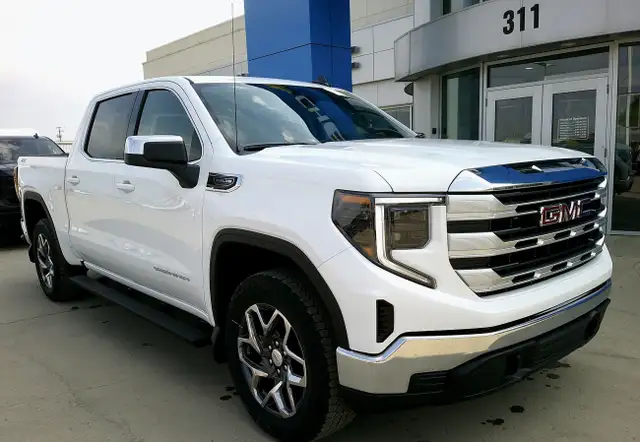 2025 GMC Sierra 1500 SLE 4WD62939426061955122