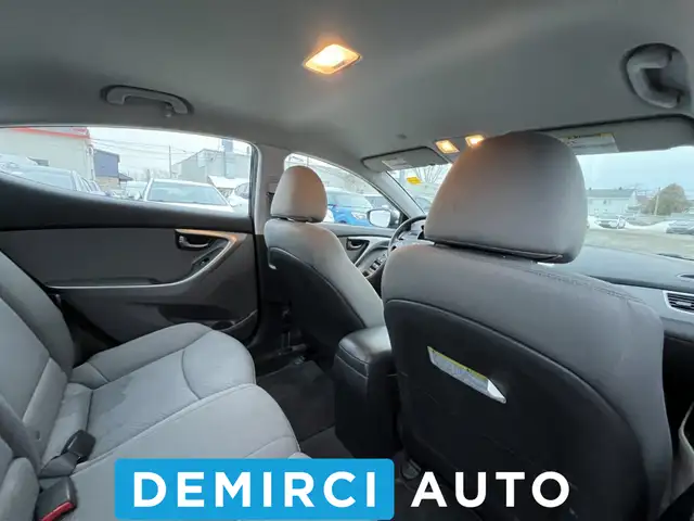 2013 Hyundai Elantra **SAAQ CERTIFIEE**GL**SIEGES CHAUFFANTS**BL in Cars & Trucks in Laval / North Shore - Image 24