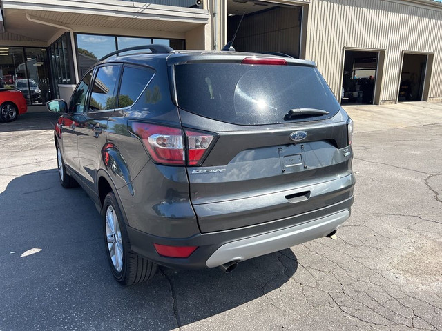  2018 Ford Escape SEL AWD LEATHER/NAV/PANO ROOF CALL 613-961-884 in Cars & Trucks in Belleville - Image 4