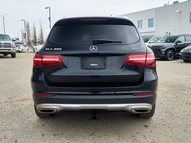 2019 Mercedes-Benz GLC GLC 300 | Sunroof | Heads-up Display in Cars & Trucks in Edmonton - Image 4