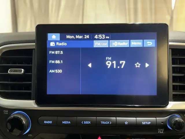 2023 Hyundai Venue Preferred | Heated Seats | Apple CarPlay dans Autos et camions dans Ville d’Edmonton - Image 18