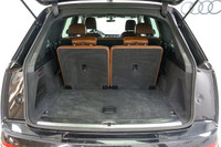 Looking for a luxury 7 passenger SUV at a budget friendly price? Check out this locally owned & serv... (image 9)