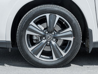 LOW KMS! Recent Arrival! ONE OWNER! CLEAN CARFAX! Odometer is 8767 kilometers below market average!... (image 3)