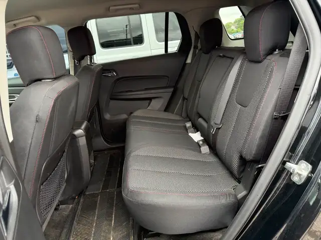 2015 GMC Terrain SLE-2 NO ACCIDENTS | AC BLOWS COLD | KEYLESS... in Cars & Trucks in London - Image 11