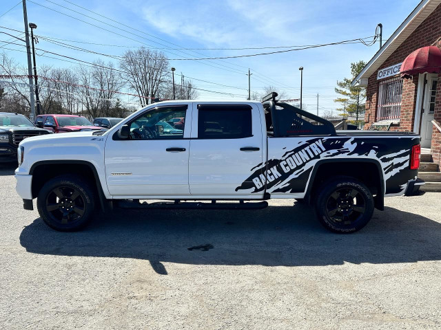  2018 GMC Sierra 1500 SLE Z71 Elev. Remote CarPlay XM A/C Backup in Cars & Trucks in Oshawa / Durham Region - Image 3