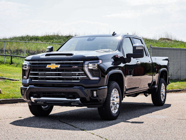 2025 Chevrolet Silverado 3500HD LT in Cars & Trucks in Strathcona County - Image 4