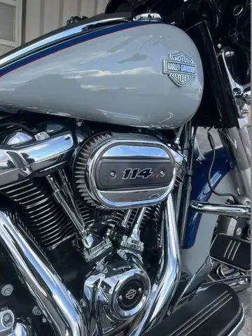 2023 Harley-Davidson FLHXS - Street Glide Special in Sport Touring in Winnipeg - Image 8