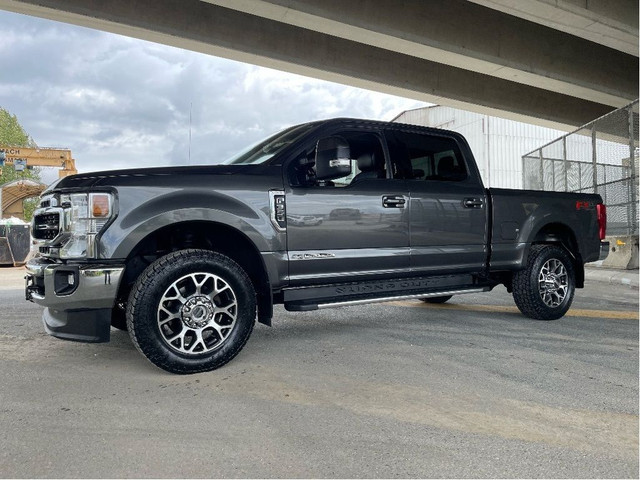 2020 Ford F-350 Lariat FX4 DIESEL PWR HEATED/COOLED LEATHER NAVI in Cars & Trucks in Delta/Surrey/Langley - Image 3