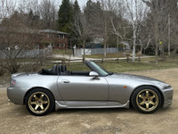 Here's your chance to own a true modern classic – the 2003 Honda S2000. With just 125,000 km on the... (image 7)