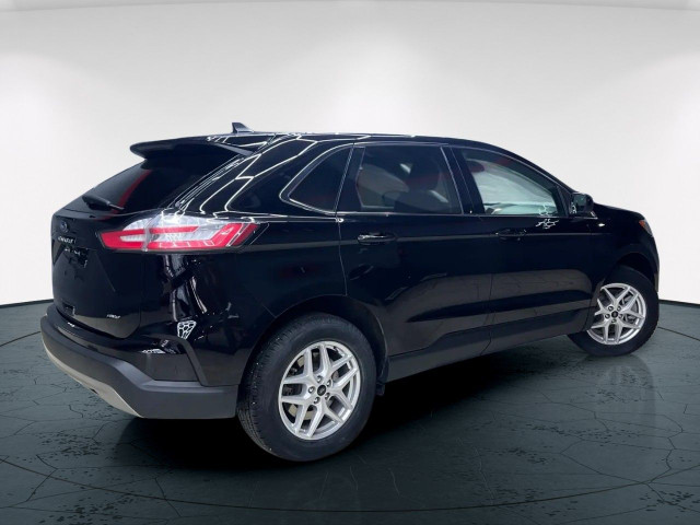 2023 Ford Edge in Cars & Trucks in Edmonton - Image 2