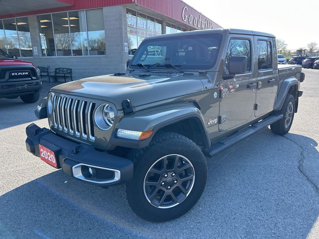  2020 Jeep Gladiator OVERLAND EDITION, CLEAN CARFAX! in Cars & Trucks in London - Image 2