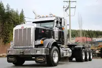  2022 Peterbilt 367H Extended Day Cab Tri Drive - X15 565 HP 18 