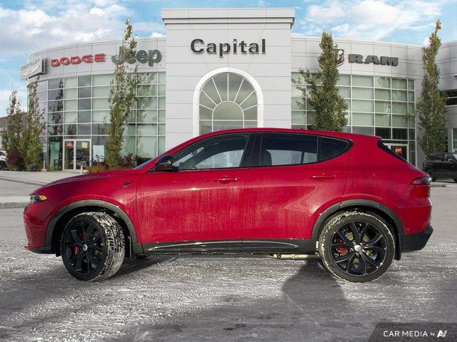 2024 Dodge Hornet R/T | BLACKTOP + TRACK PACK BUNDLE in Cars & Trucks in Edmonton - Image 2