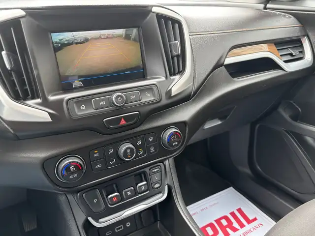 Gmc Terrain SLE AWD 2018 in Cars & Trucks in Laval / North Shore - Image 16