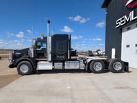 LOW KMS!! 2020 Kenworth T800 Tandem KMS: 274,133 HRS: 7,613 Extended Warranty Available for purchase... (image 8)