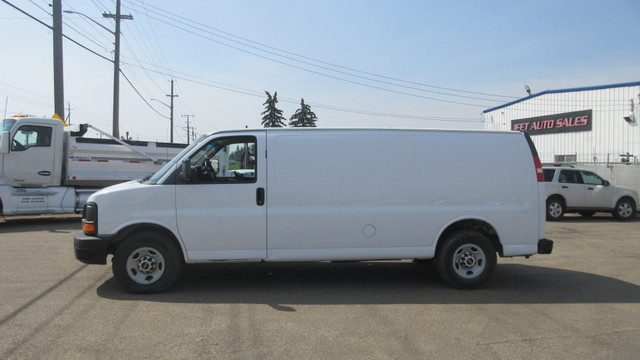 2013 GMC Savana 3500 EXTENDED CARGO VAN in Cars & Trucks in Edmonton