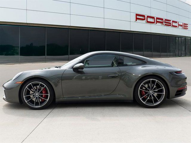 2021 Porsche 911 Carrera S in Cars & Trucks in London - Image 2