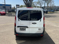 This exceptional one-owner, accident-free 7-passenger van has only 13,000 km and is a remarkable fin... (image 5)
