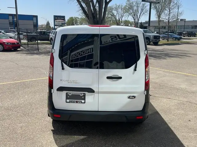 2016 Ford Transit Connect Passenger Wagon 4dr Wgn XL 7 PASSENGER dans Autos et camions dans Saskatoon - Image 7