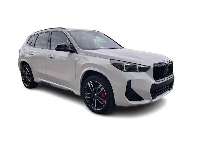 2025 BMW X1 XDrive28i in Cars & Trucks in Laval / North Shore - Image 16