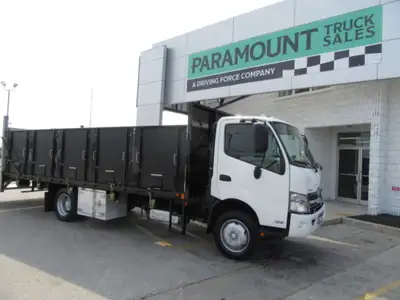 HINO DIESEL ENGINE, AUTO TRANS, A/C, POWER WINDOWS & LOCKS, POWER & HEATED MIRRORS, TILT STEERING WI...