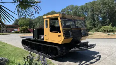 2015 PowerBully Tracked Flatdeck Cummins Deck Dimensions: 8'6in. Long 8' Wide $57,810 + $995 Process...