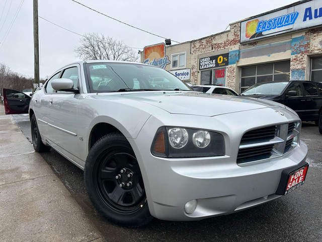 2010 Dodge Charger SXT in Cars & Trucks in St. Catharines