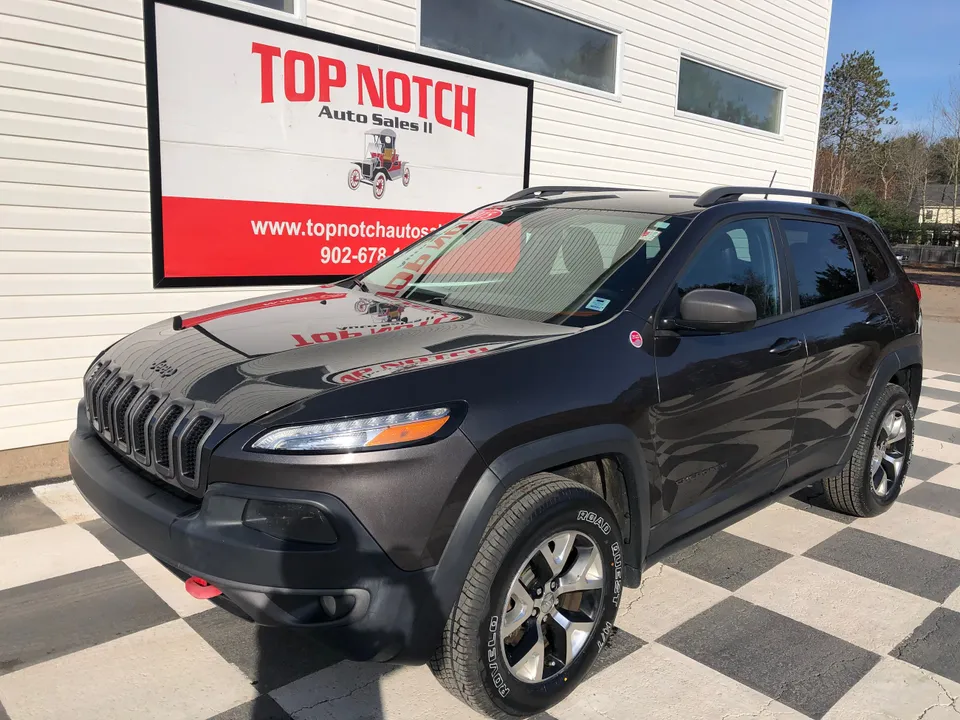 2015 Jeep Cherokee Trailhawk - 4X4, Leather, Heated seats, Alloy