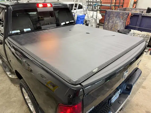 2019 RAM 1500 Classic SLT in Cars & Trucks in Owen Sound - Image 18