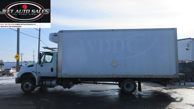 2019 International 4300 22 FEET REEFER VAN TRUCK CUMMINS in Cars & Trucks in Edmonton