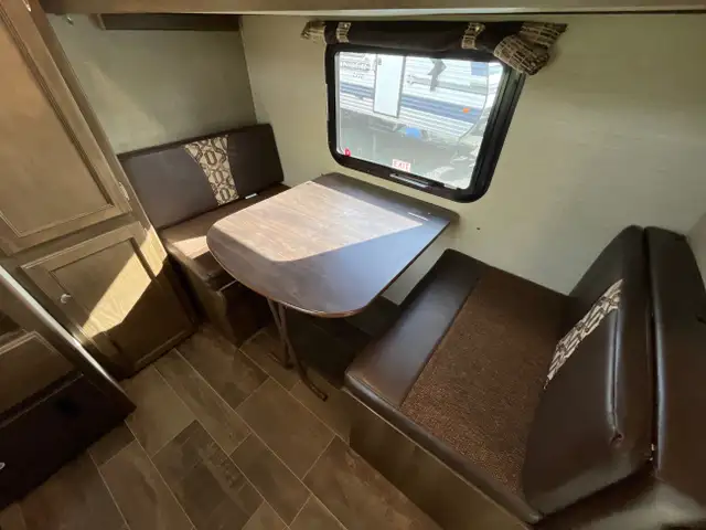 2018 Keystone BULLET in Travel Trailers & Campers in Terrace - Image 12